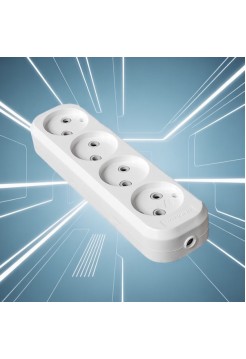 Колодка 4 гнезда б/з 10А 250В