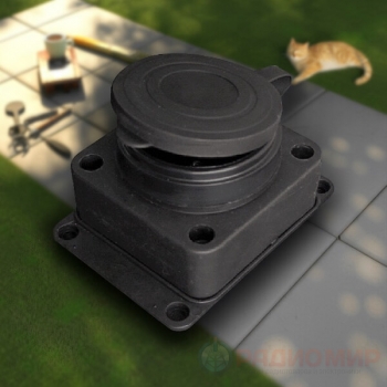 Розетка одинарная с заземлением каучук с заглушкой 16А IP44 черная Розетка одинарная с заземлением каучук с заглушкой 16А IP44 черная