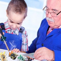 Светящийся жук, набор для пайки Светящийся жук, набор для пайки